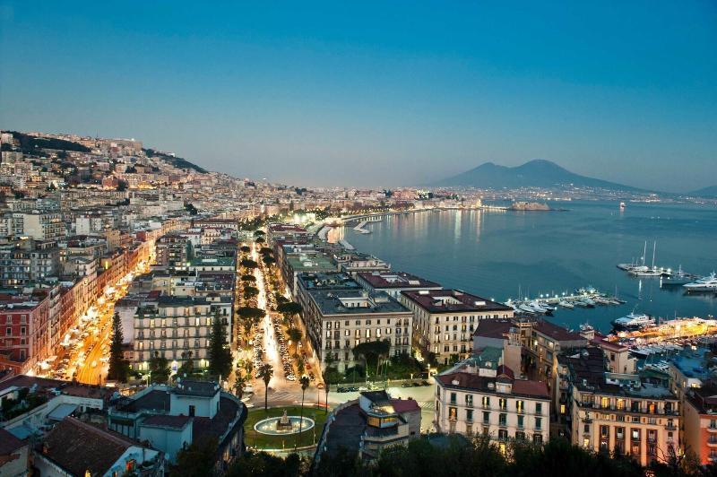 Metropolitan Napoli