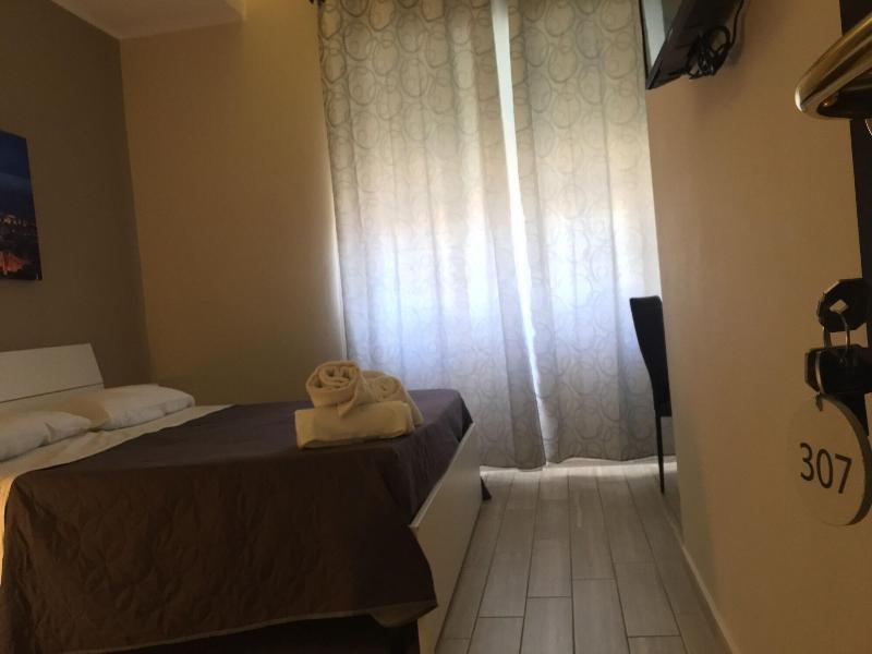 Metropolitan 3* Napoli